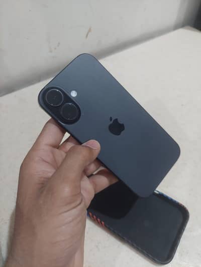 Apple iPhone 16
