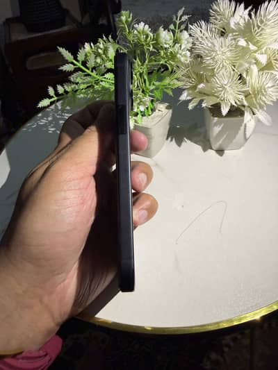 Apple iPhone 15