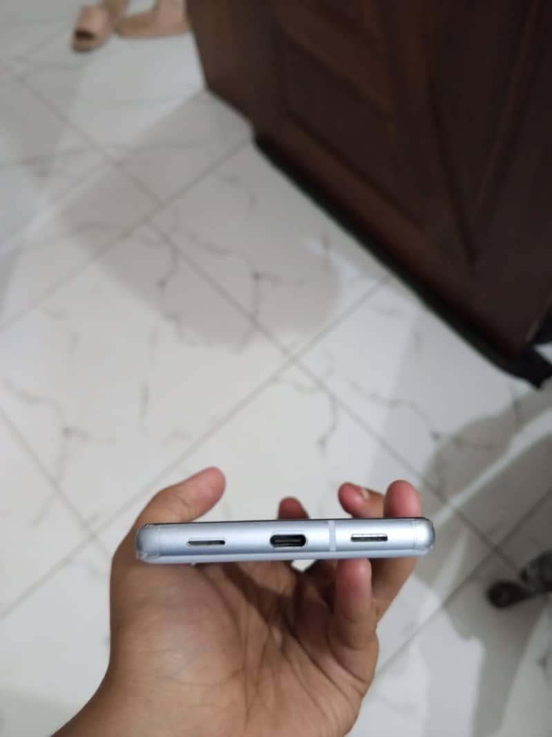 Google Pixel 7a 2