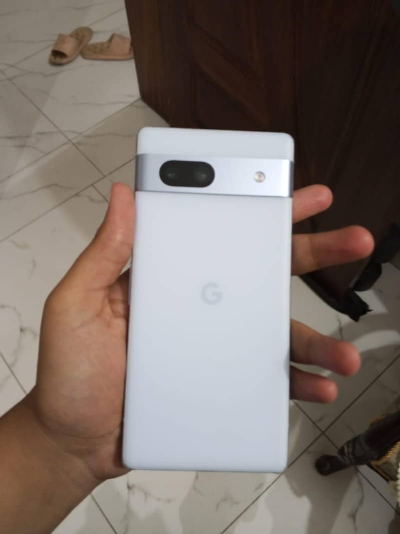 Google Pixel 7a 4