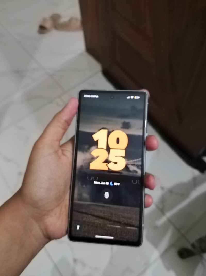 Google Pixel 7a 5