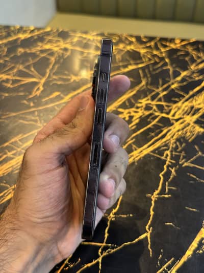 Apple iPhone 14 Pro
