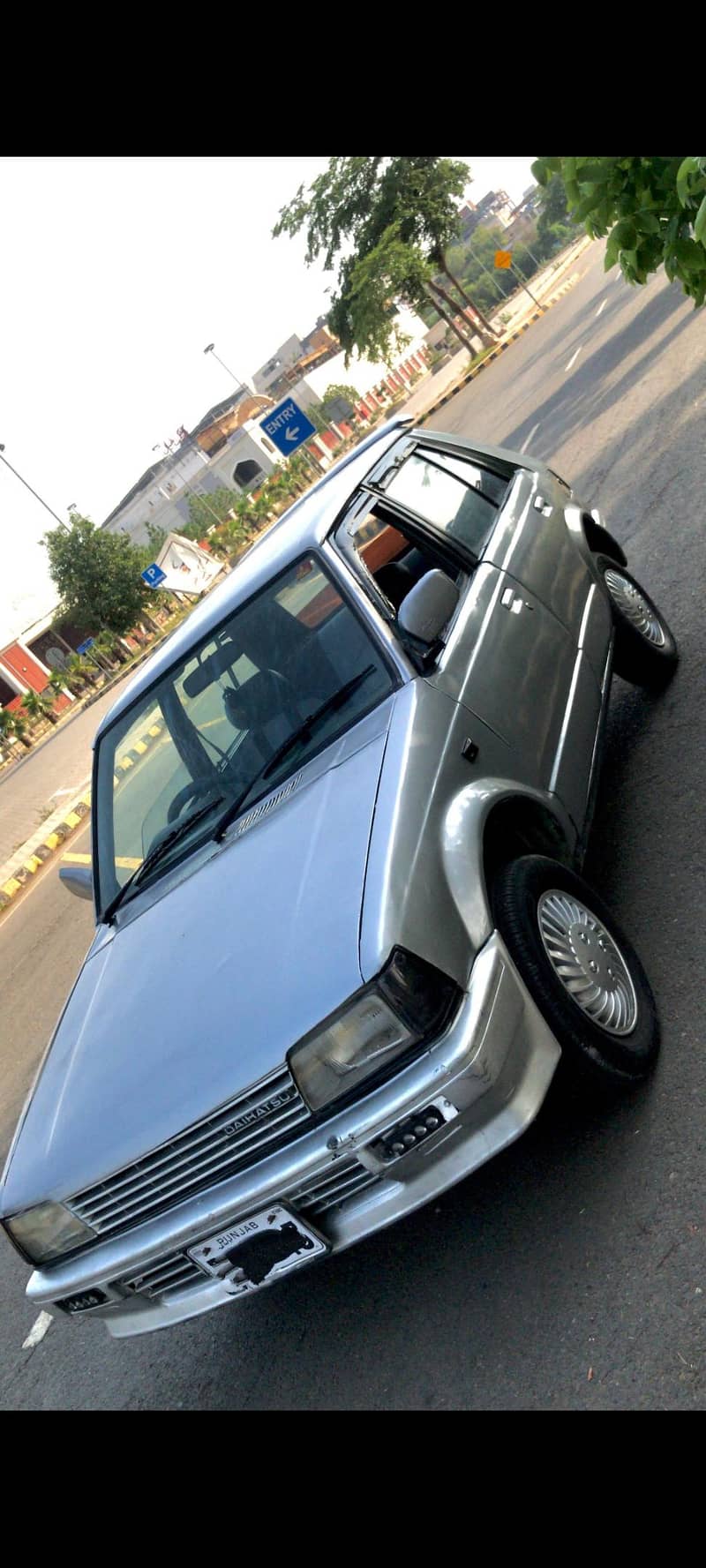 charade 1000cc 6