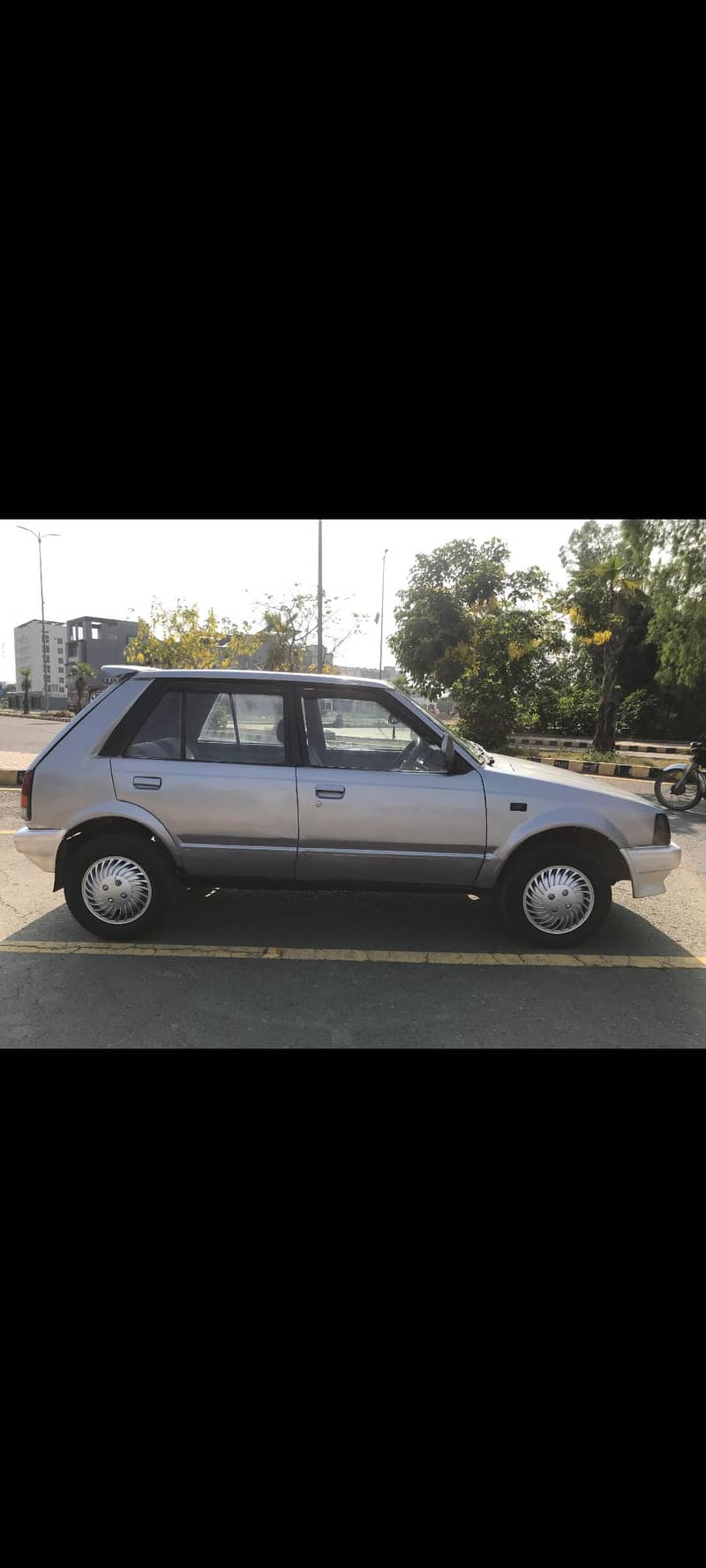 charade 1000cc 7