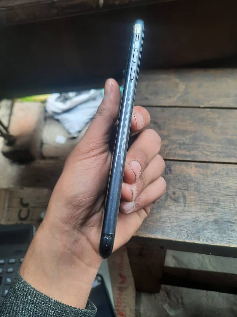 Apple iPhone 7 Plus 10
