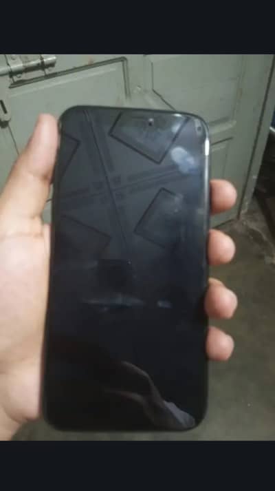 iPhone XR 64 gb factory unlock exchange SE 3
