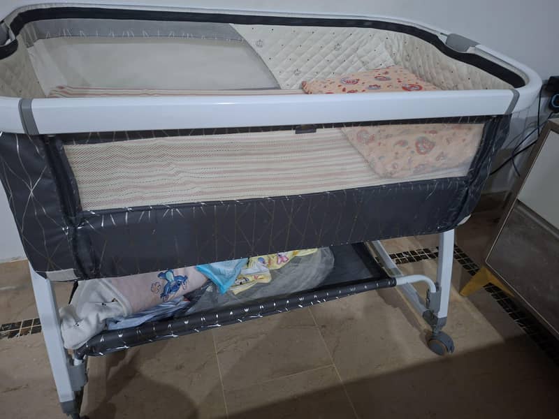 bedside portable cot 2