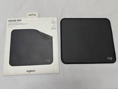 Logitech Studio Series Mouse pad
