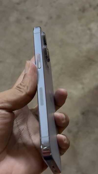 Apple iPhone 13 Pro