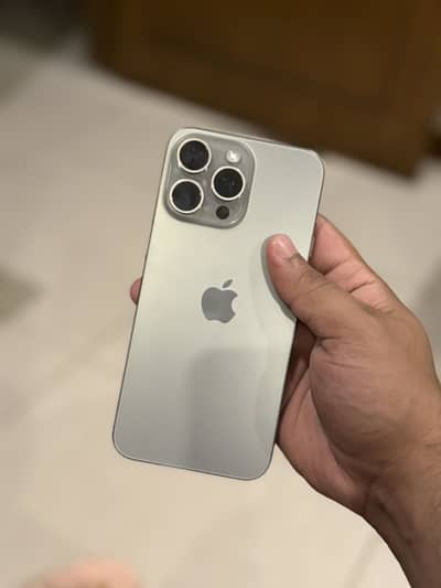 Apple iPhone 15 Pro Max