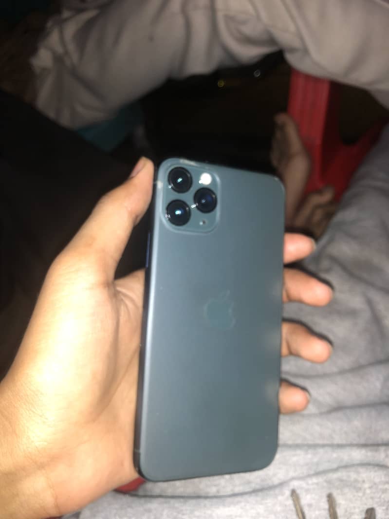 iPhone 11 Pro 9