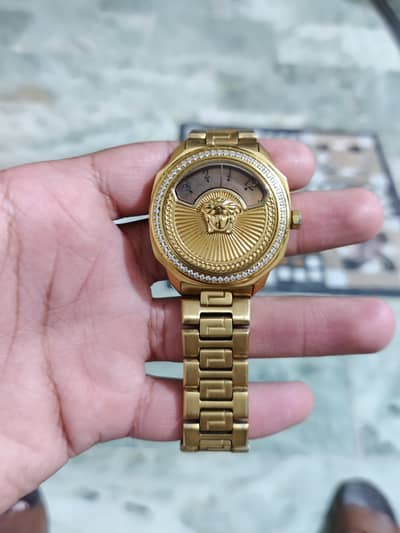Versace watch hai
