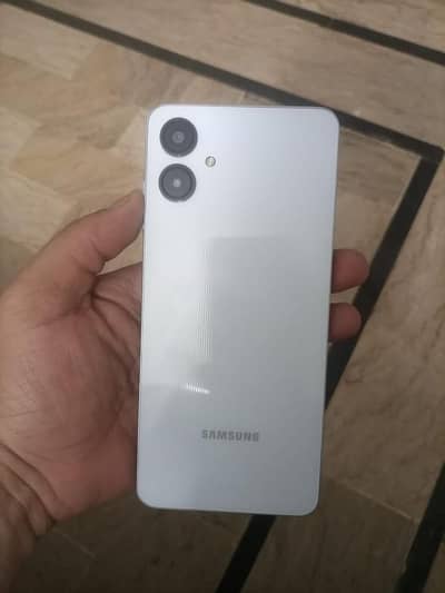 Samsung Mobile A06