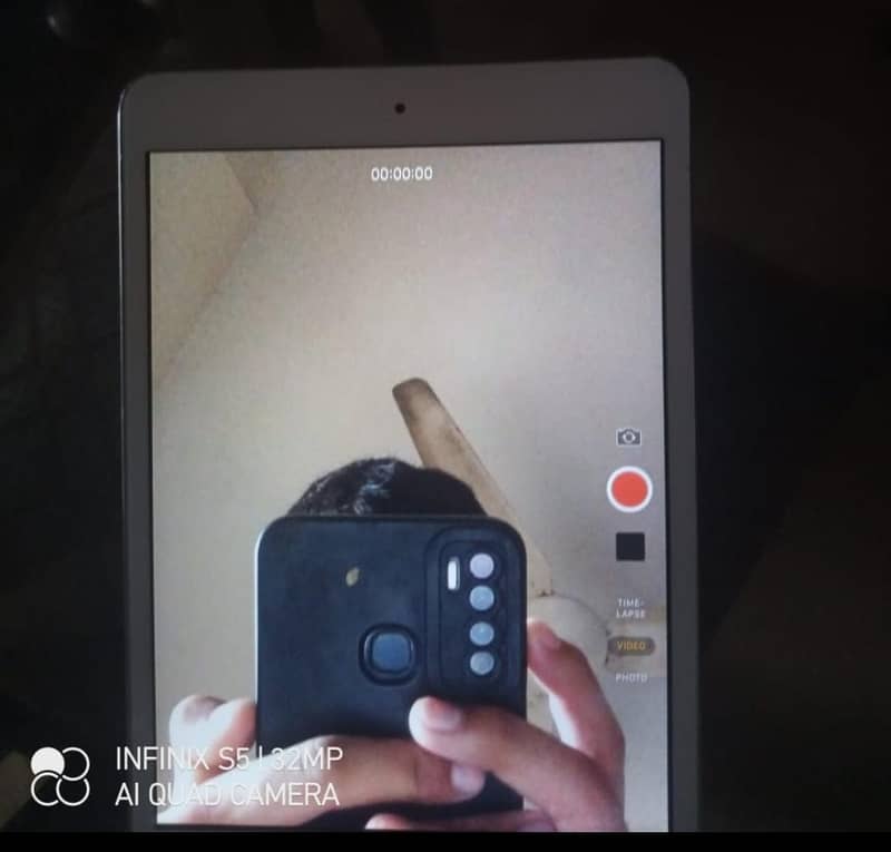 Ipad mini 2 1