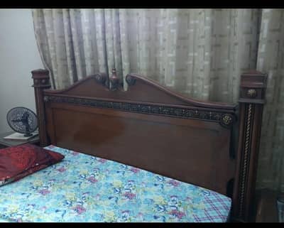 whole wooden bed set for sale in Karachi with mattress