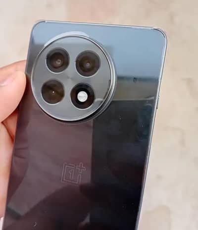 One Plus Ace 5 / 13R 5G