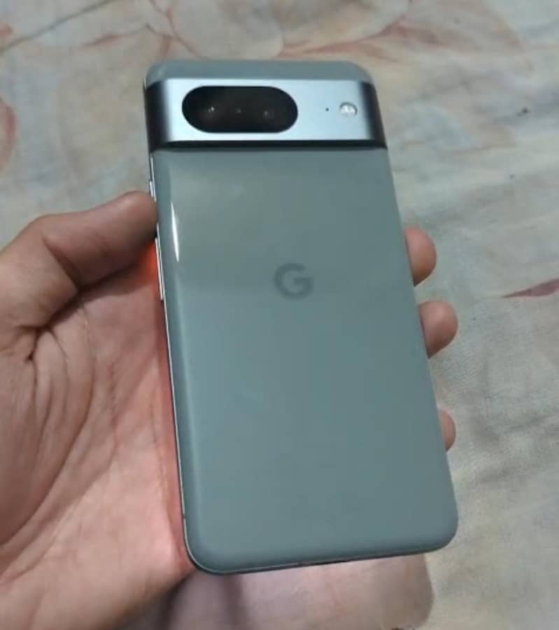 Google Pixel 8 0