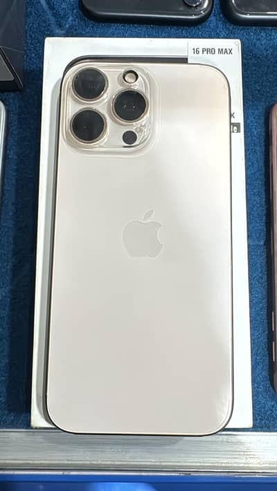 Apple iPhone 16 Pro Max