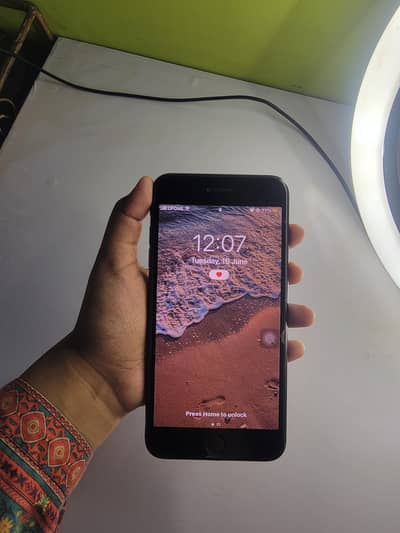 Apple iPhone 7 Plus