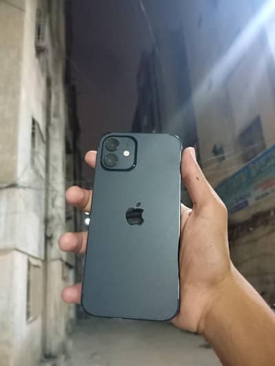 Apple iPhone 12