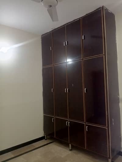 4 marla 1st floor for rent
