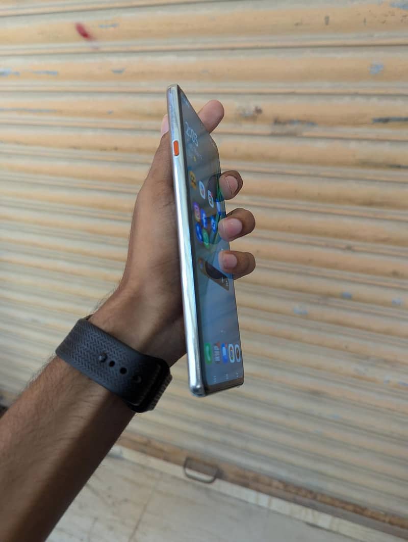 Tecno CAMON 40 3