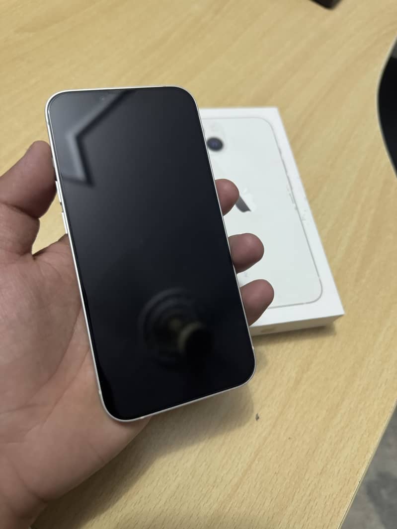 Iphone 13 sim time 1