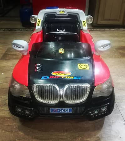 Baby kids imported car Lights, music, battery,remote, everything ok