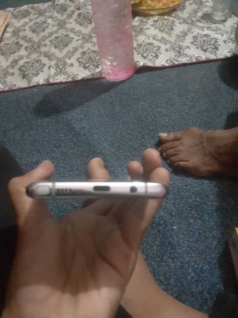 Samsung Mobile Note 8 3