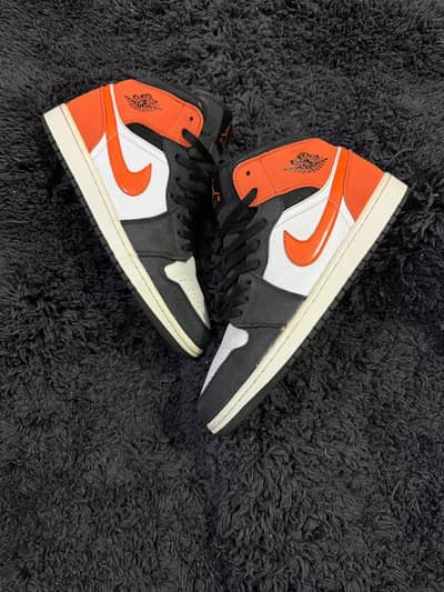 Nike Jordan 1 Mid Shattered Backboard