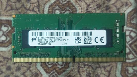 8 GB. . . DDr4 (3200 MHZ)  RAM