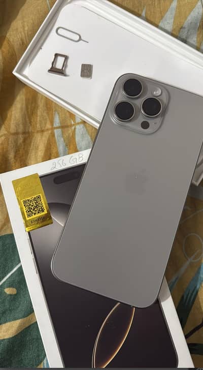 Apple iPhone 16 Pro Max