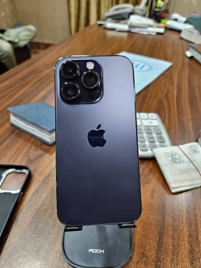 Apple iPhone 14 Pro 8.5/10 waterpack