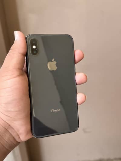 iPhone x 64 gb 75 health