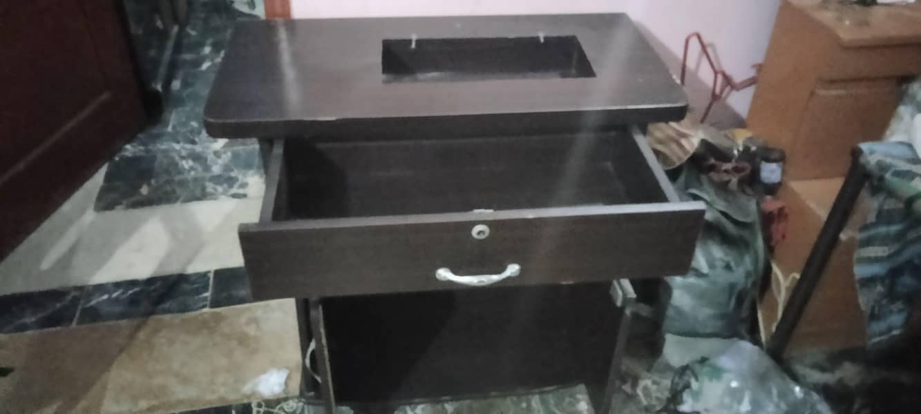 stitching machine table 5