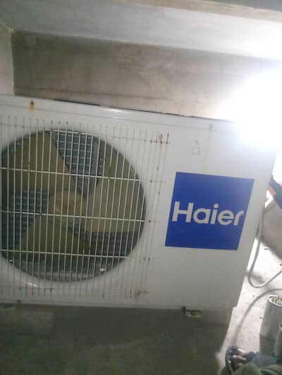 Haier Ac 1.5 ton A1