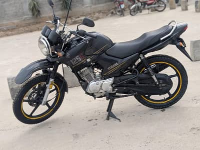 YAMAHA YBR 125 G BLACK