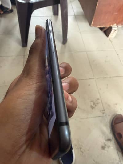 Apple iPhone 8