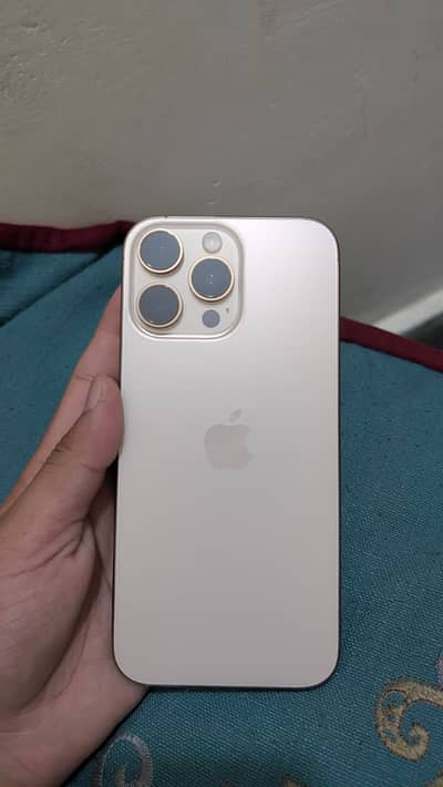 Apple iPhone 16 Pro Max