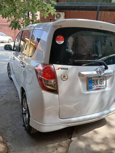 Toyota Ractis 2007