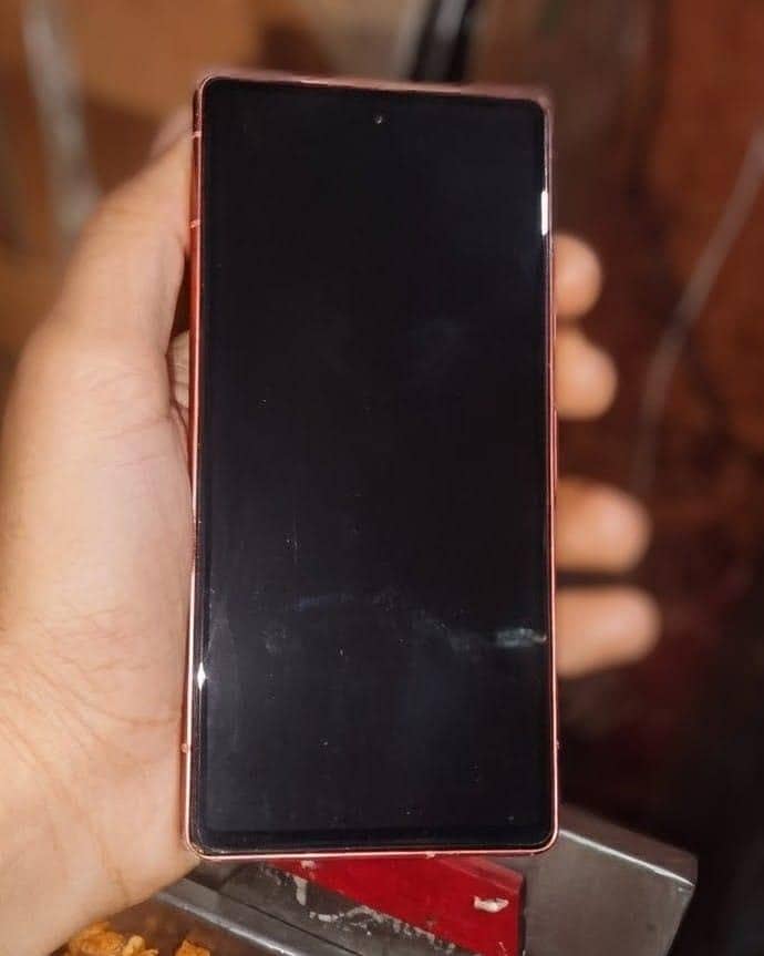 Google Pixel 7a 1