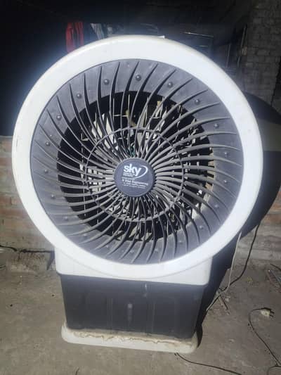 Air cooler in good condition.