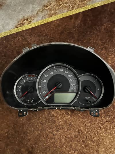 Vitz 2012 meter