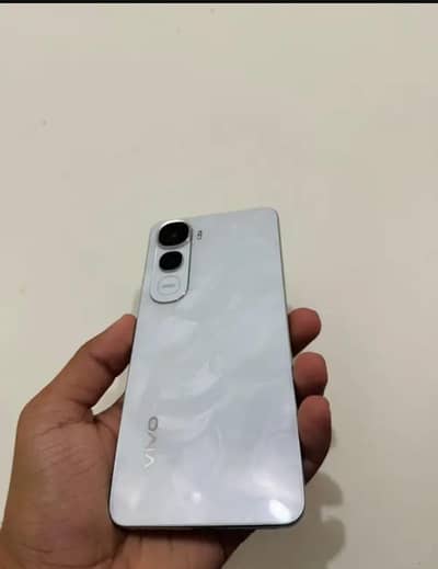 Vivo Y400
