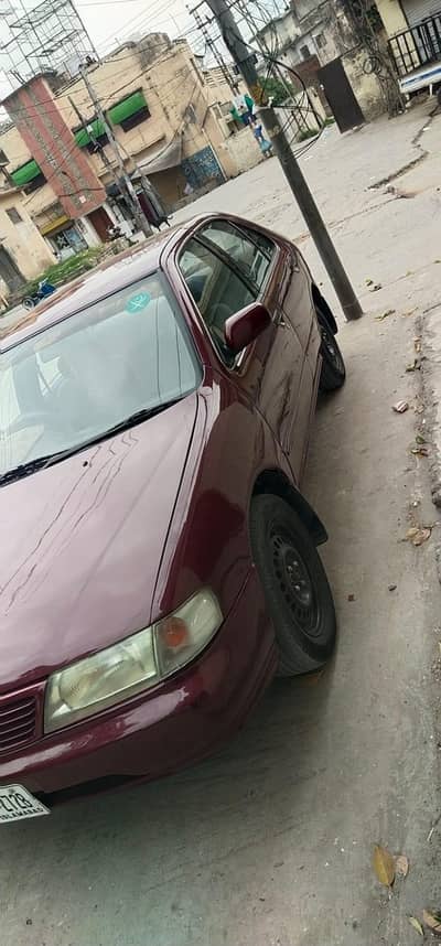 Nissan Sunny 1998