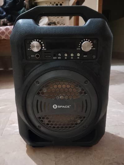space Bluetooth speaker