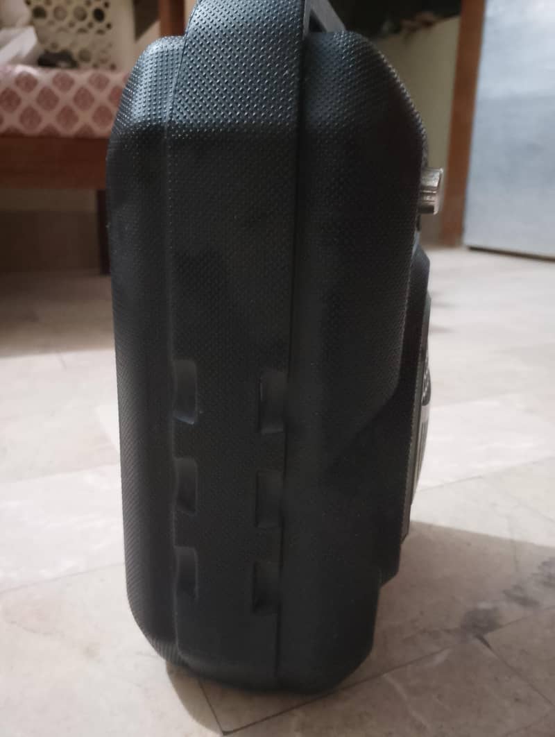 space Bluetooth speaker 2