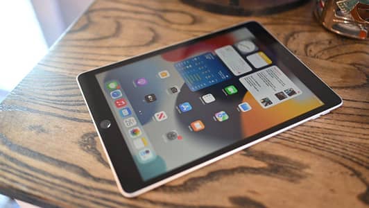 Ipad generation 9 64GB WIFI 10/9 With box charger