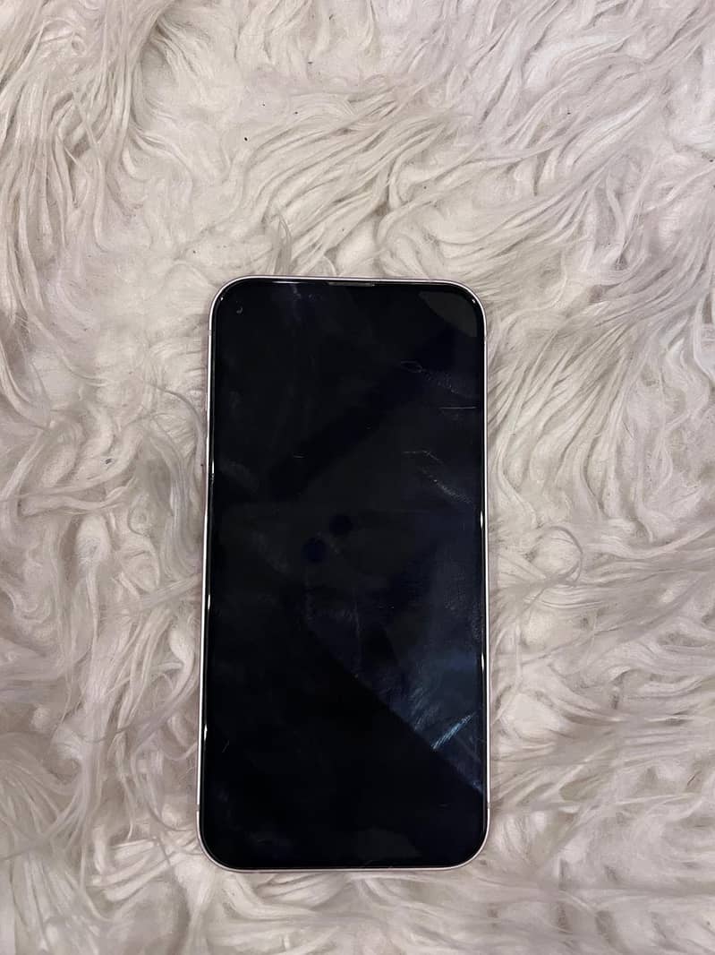 Apple iPhone 13 6