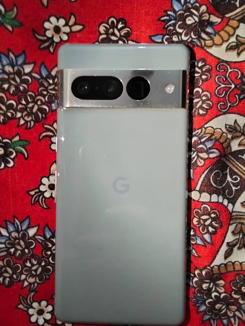 Google Pixel 7 Pro 2